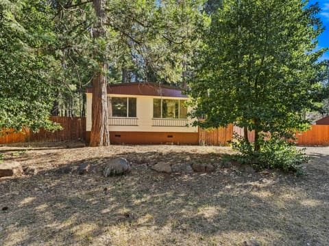 Photograph 2 of 30763 Thumper Dr