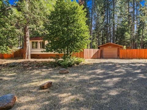 Photograph 3 of 30763 Thumper Dr